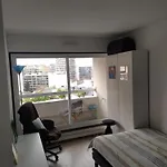 Paris 2 Chambres Avec Balcons Chez L\'Habitant